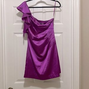 Beautiful one shoulder party dress